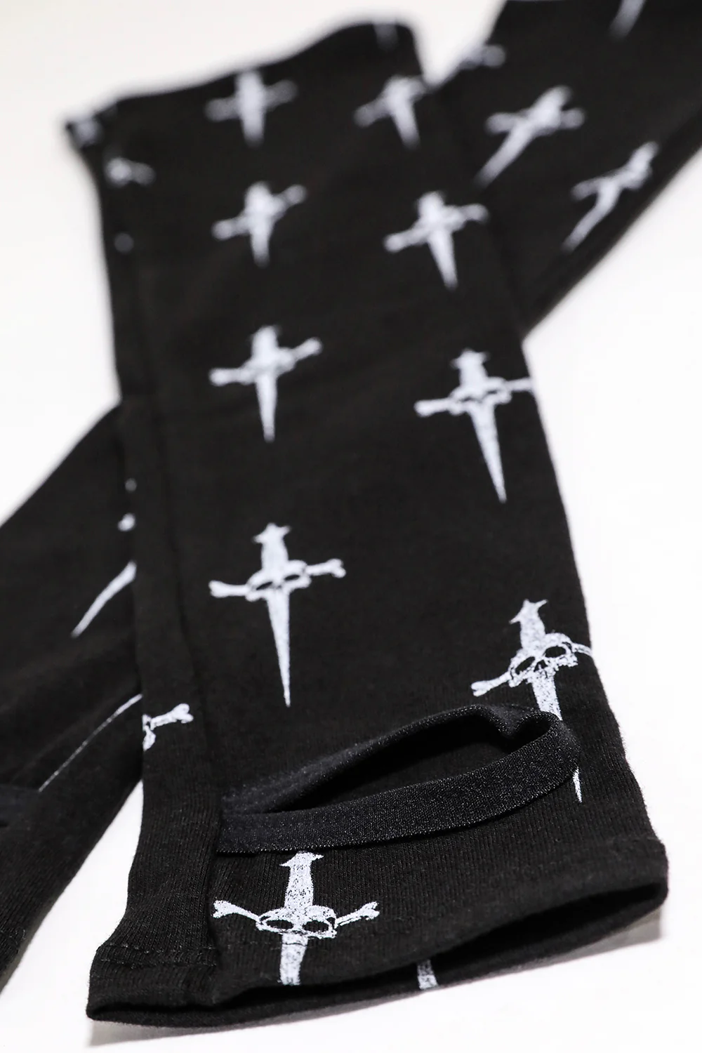Dagger Arm Warmers - Image 6