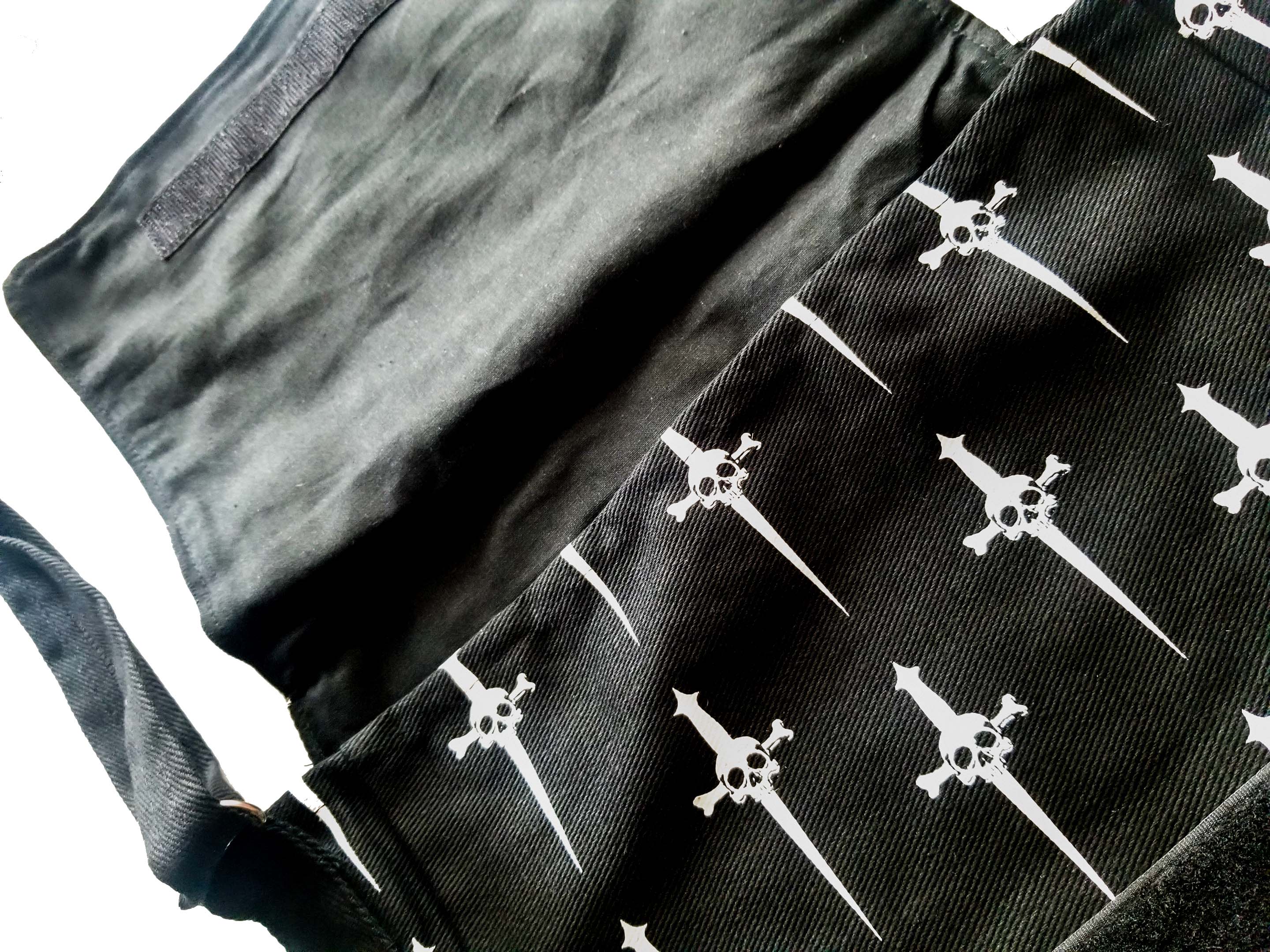 Dagger Print Cross Body Bag - Image 5