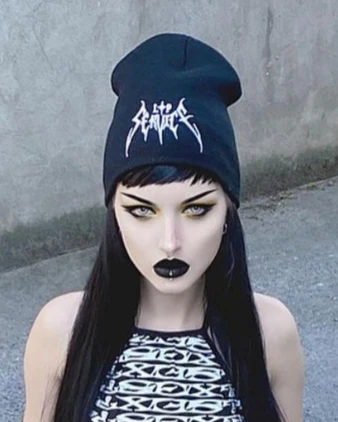 Lip Service Riddick X beanie - Image 4