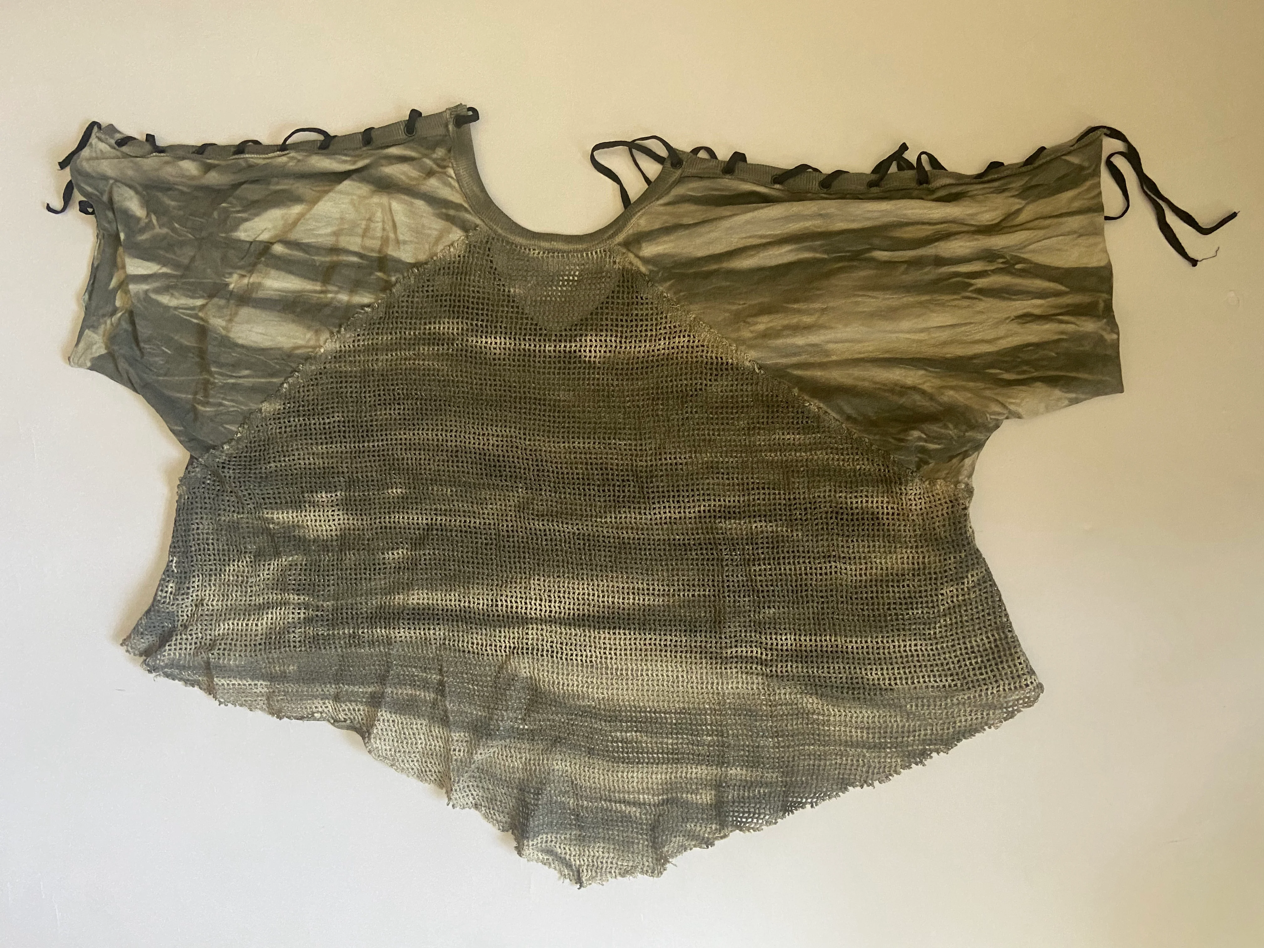 Olive & Cream Distressed Front Cropped Top - size S/M - Image 2