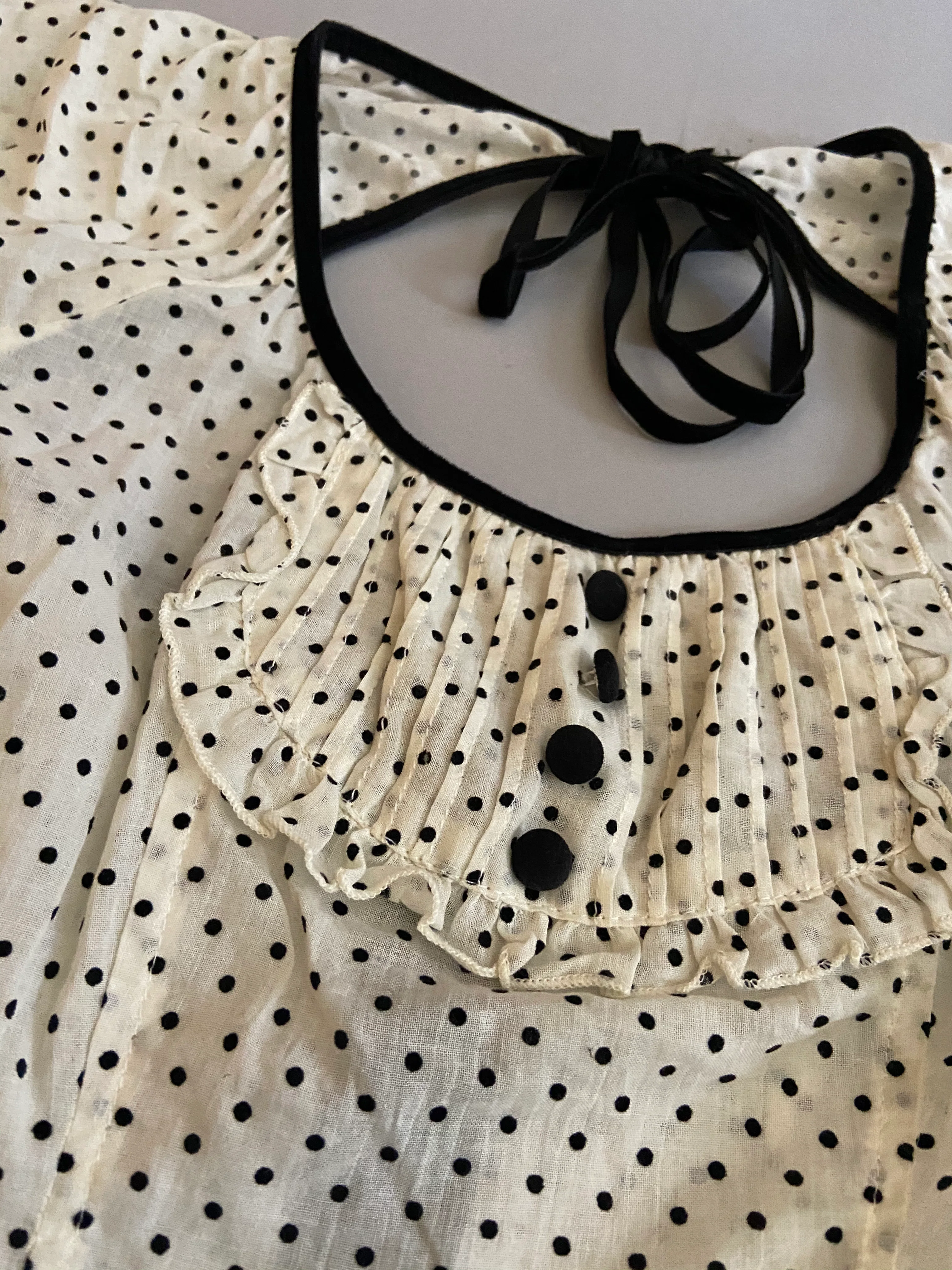 Vintage Polka Dot Cap Sleeve Top - Image 2