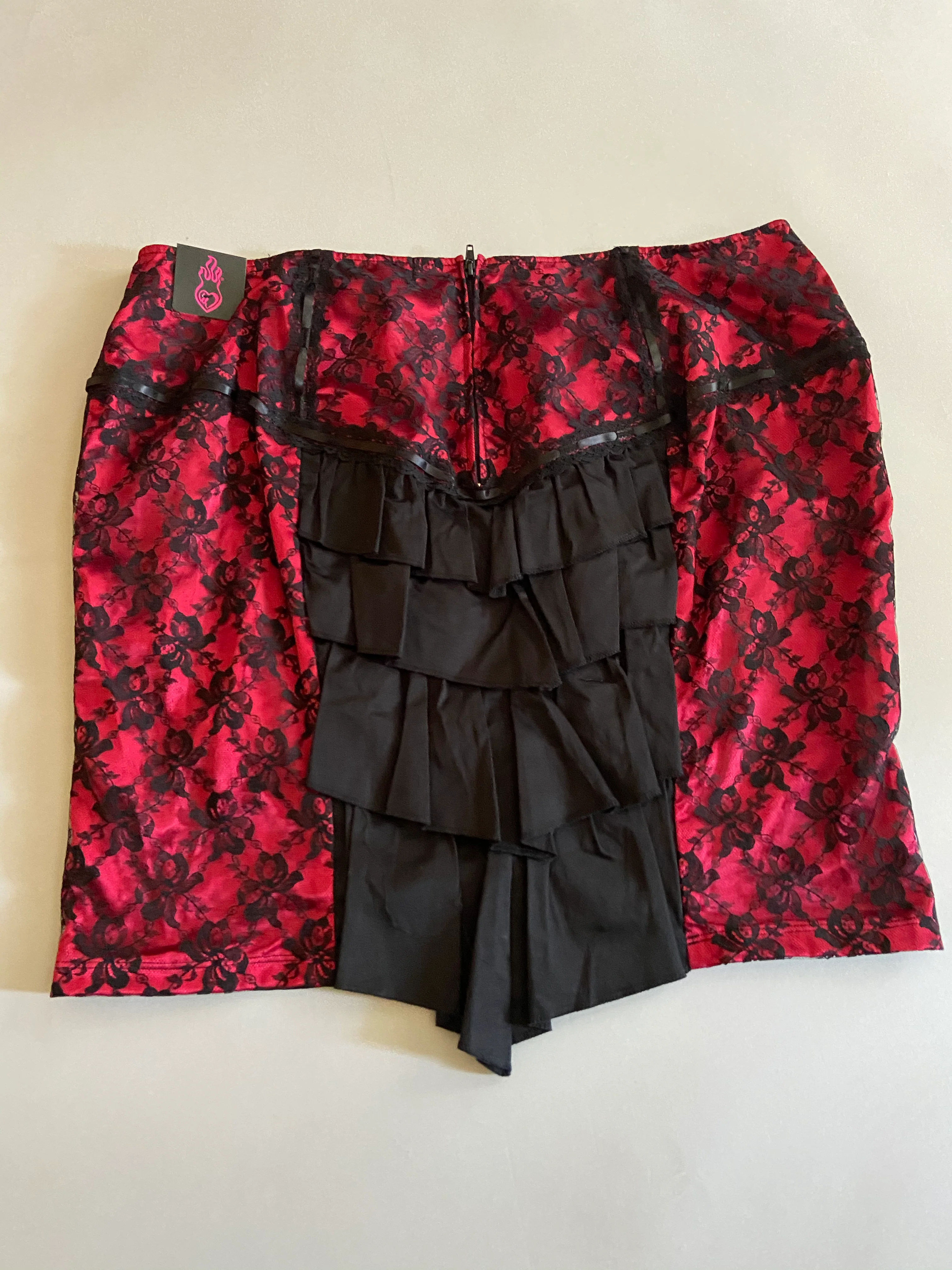 Vintage Lip Service for Torrid Red Satin & Black Lace pencil skirt - Image 2