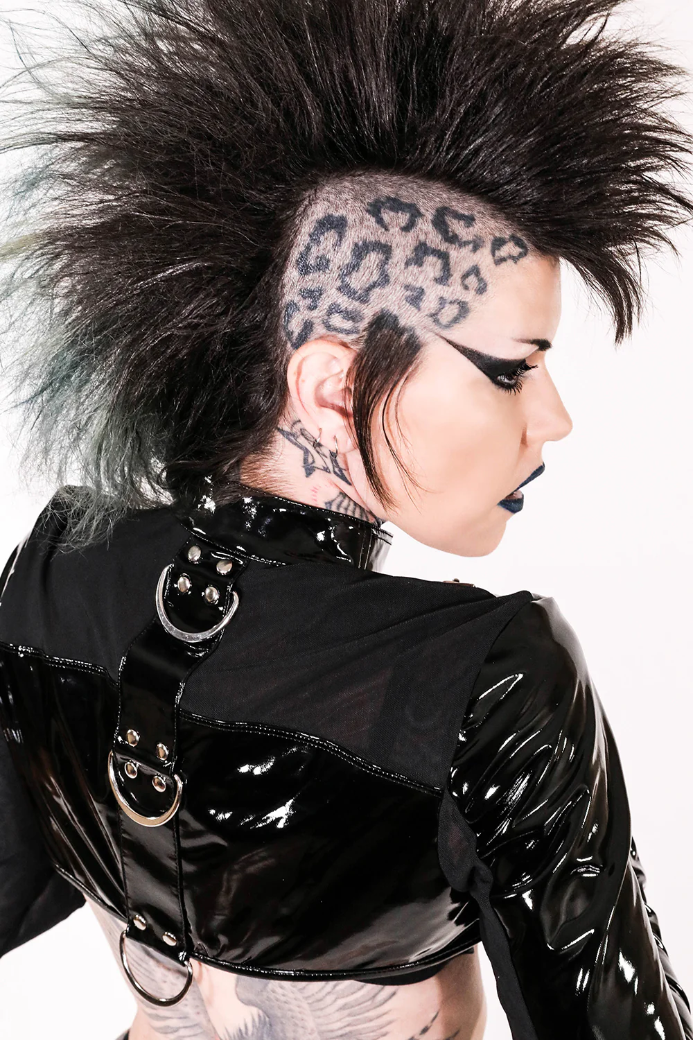VINYL PVC SHRUG JACKET - Image 4